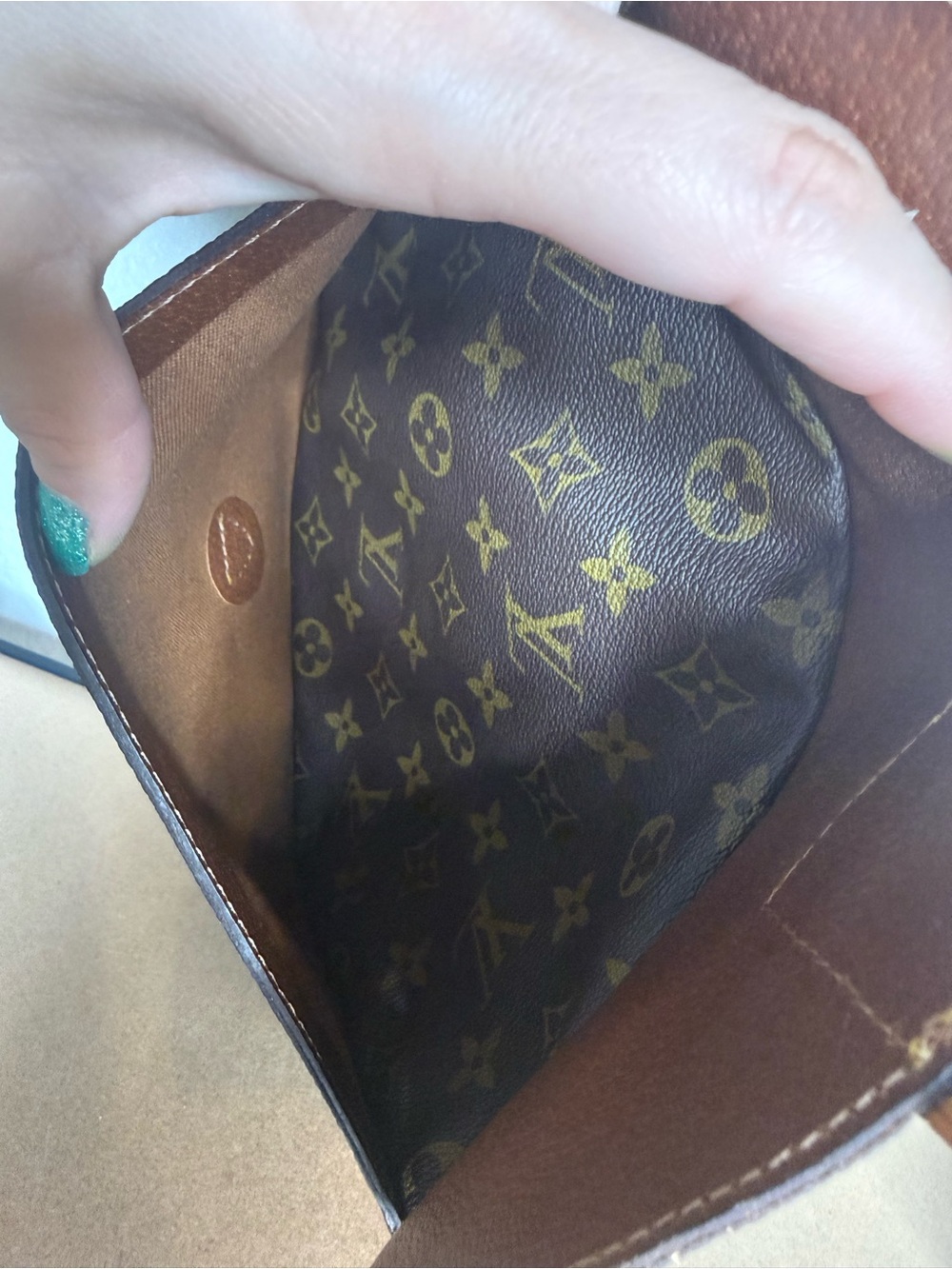 Louis Vuitton Monogram Canvas Messenger Bag in Brown and Tan - Picture 6 of 15